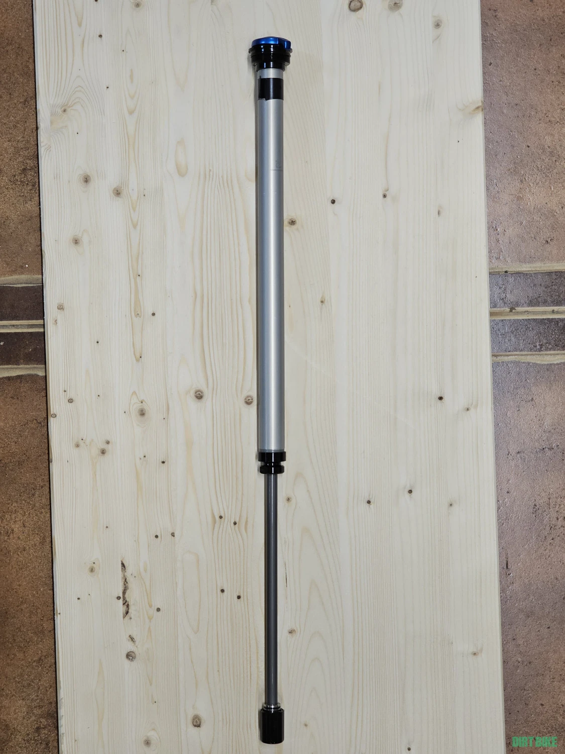 3. Damper Fox 38 FiT Grip