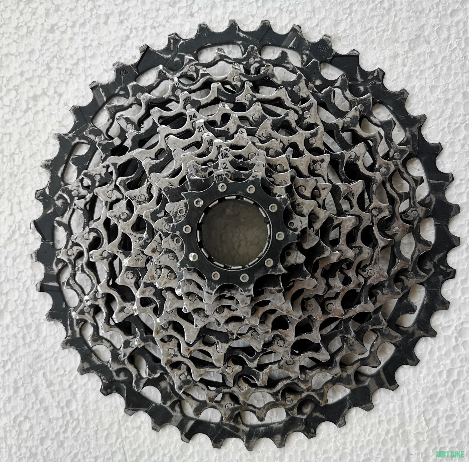 4. Caseta pinioane sram xg1150