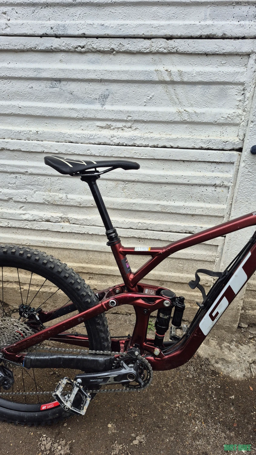 4. Bicicletă gt sensor 2021