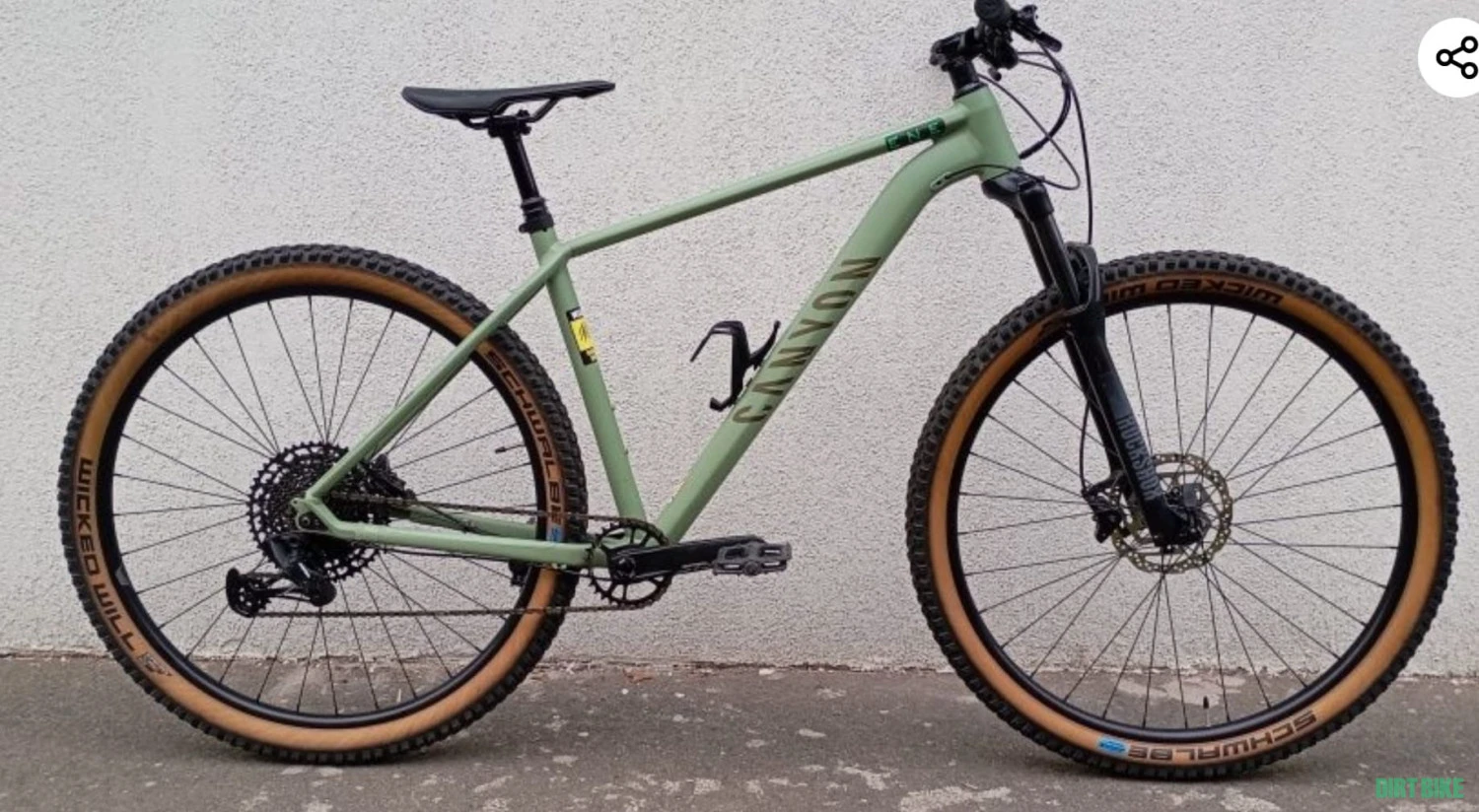 1. Canyon 29r 1x12 viteze rockshox