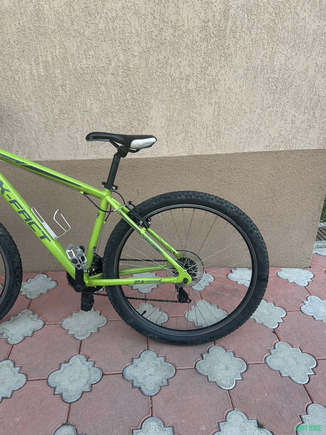 5. Vând bicicletă x-fact