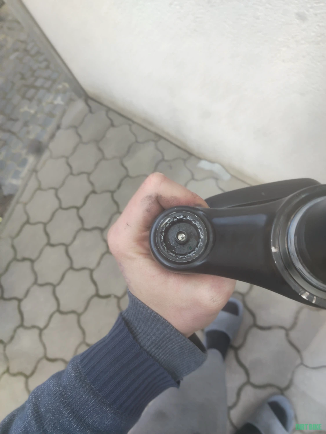 1. Furca SID Rockshox