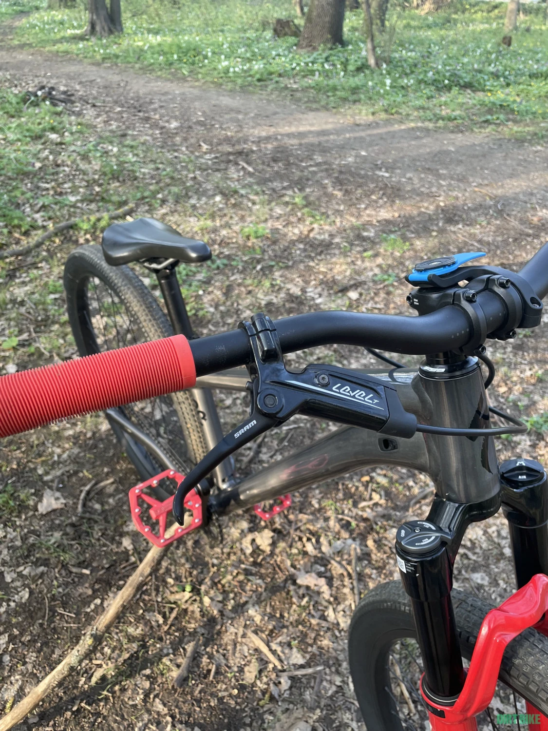 4. Specialized dirt jumper p3