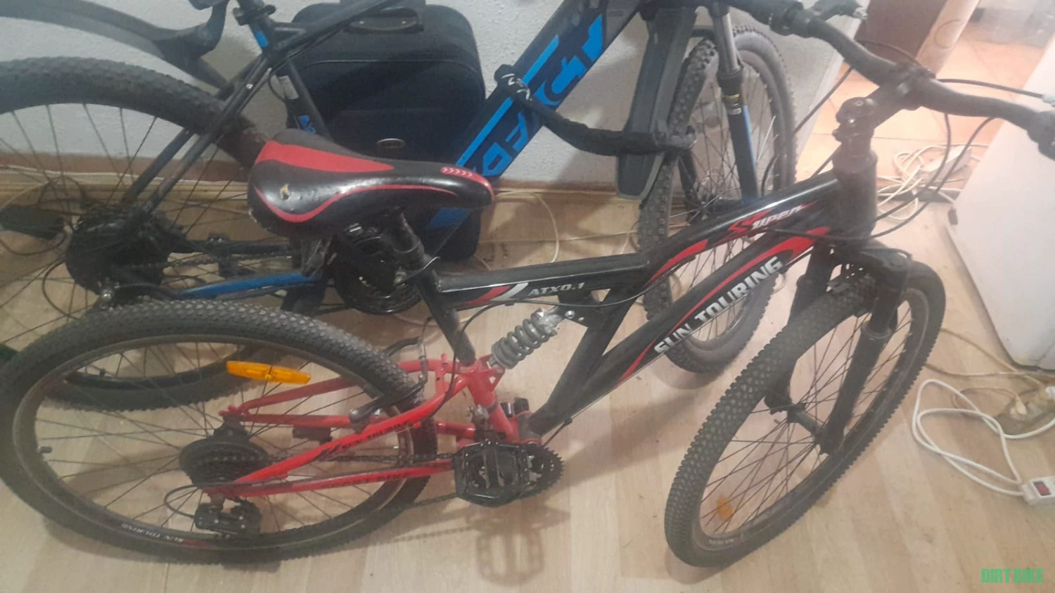 1. Vand bicicletă sun touring atxo