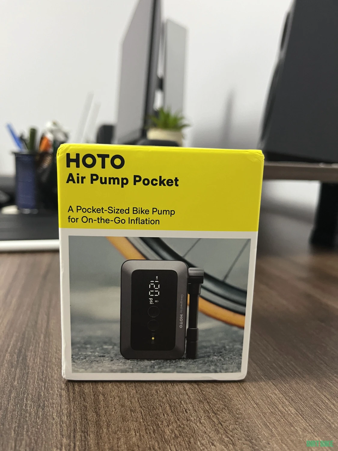 3. Compresor portabil HOTO Air Pump Pocket