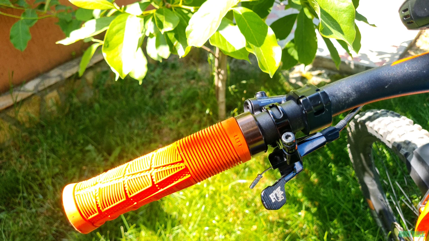 5. Vand/schimb cube stereo 150s Action team