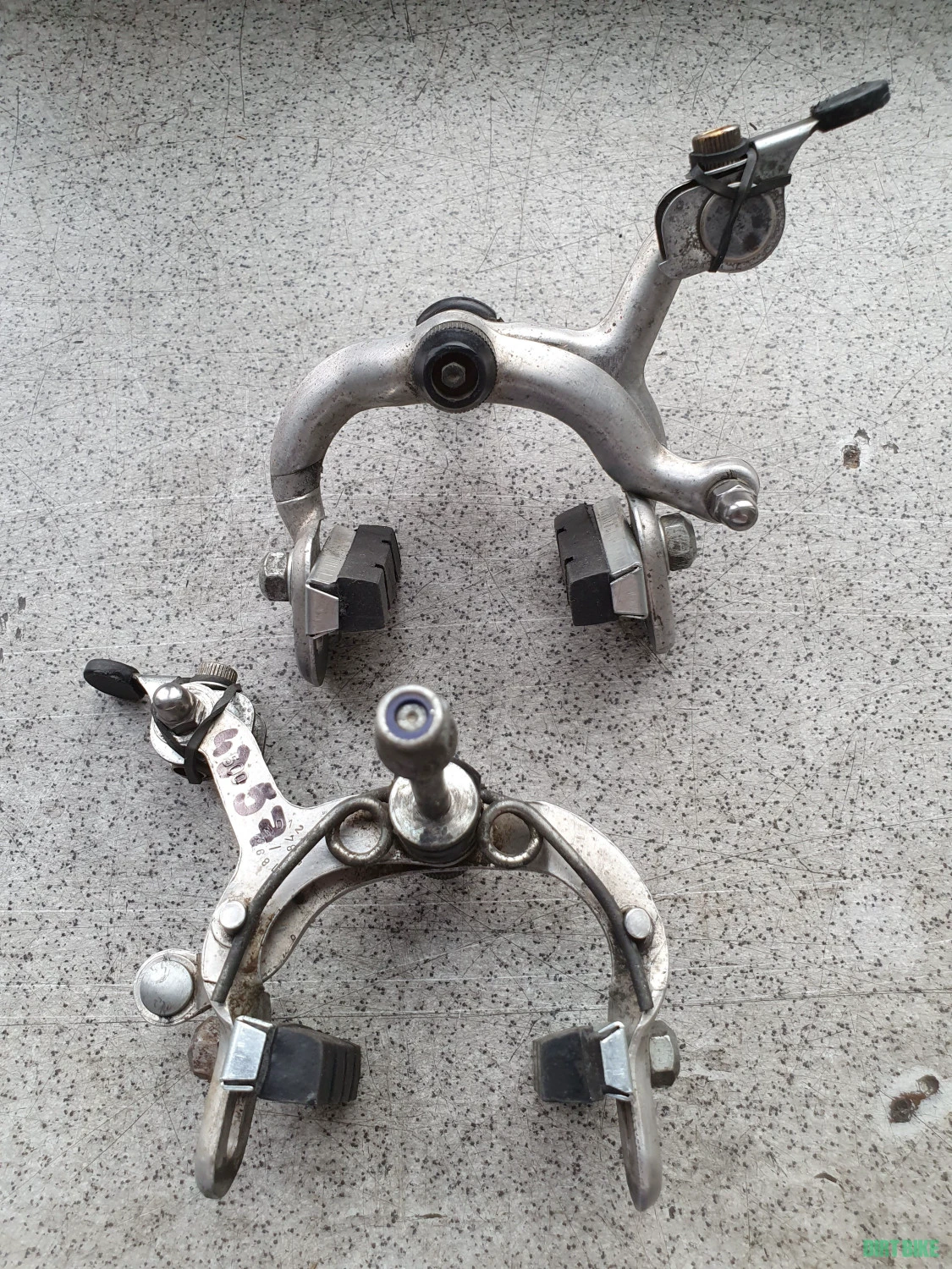 1. Weinmann Type 500 57-42 arms w/ cable release - clesti frana