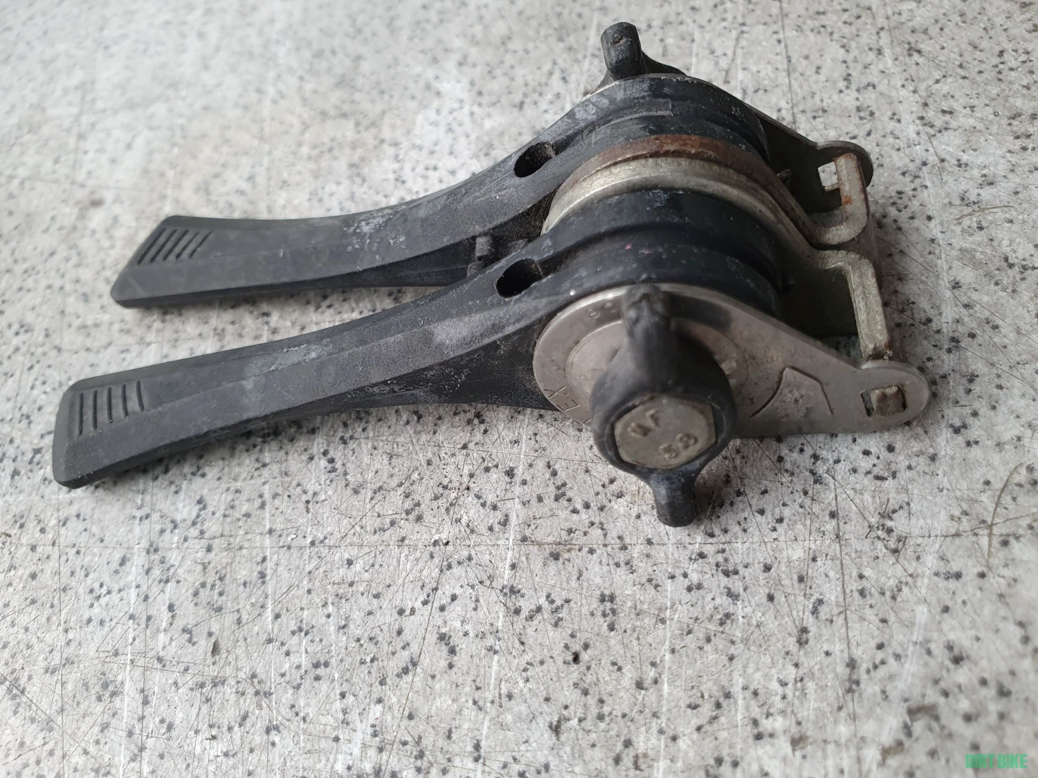 1. Simplex - braze on - manete schimbator friction