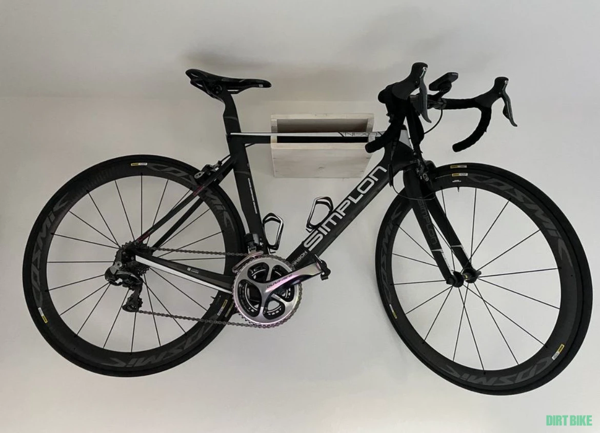 1. Cursiera Simplon Nexio Di2