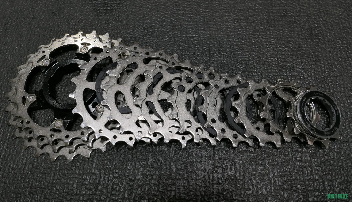1. Shimano 105 CS-R7000 11-28T