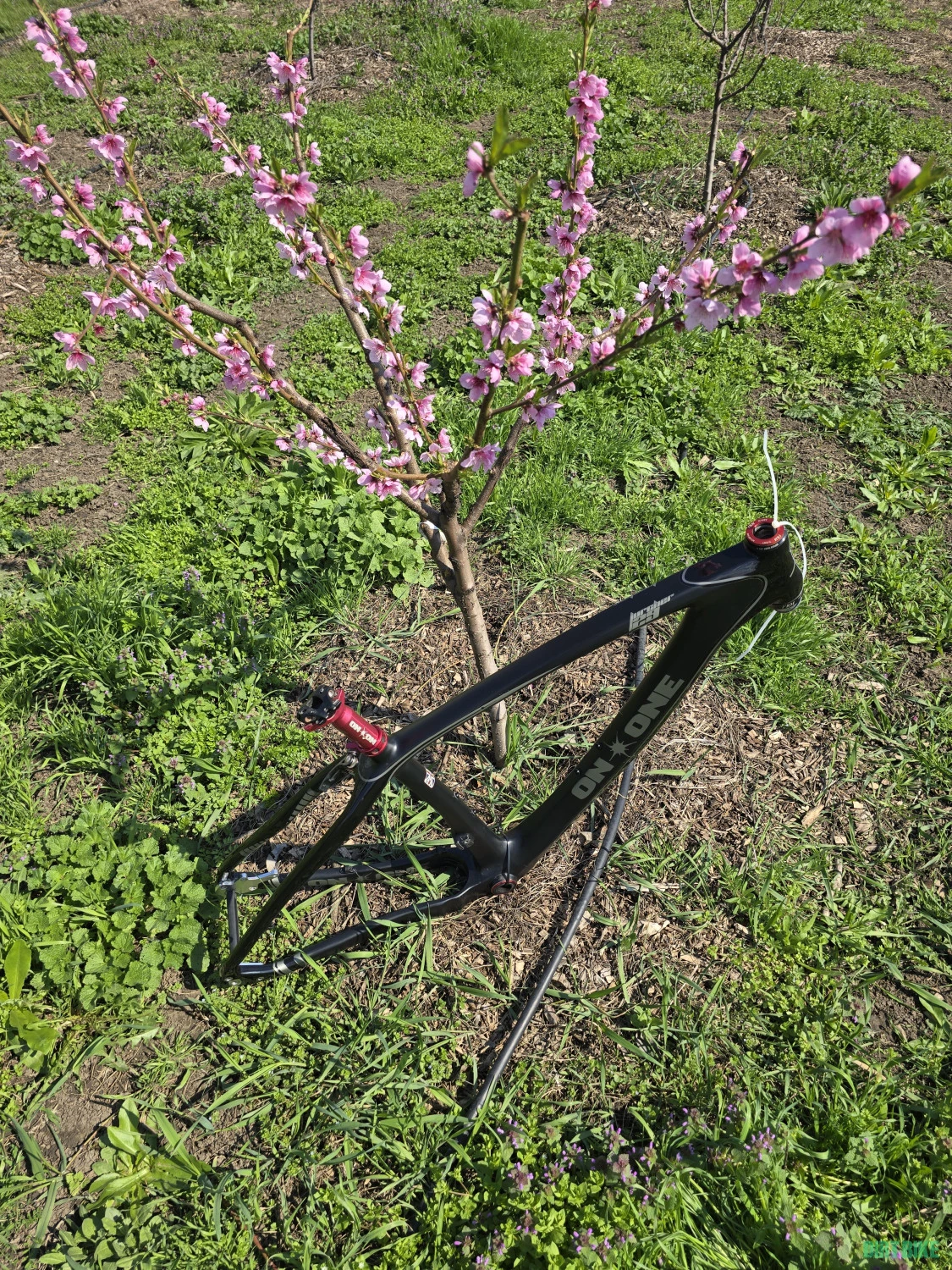 1. Cadru ON ONE LURCHER 29er Carbon