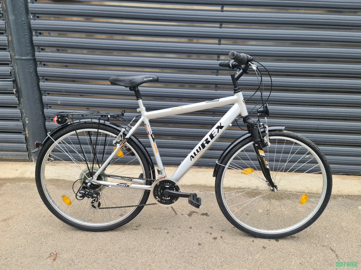 1. CityBike AluREX turing roti 28"