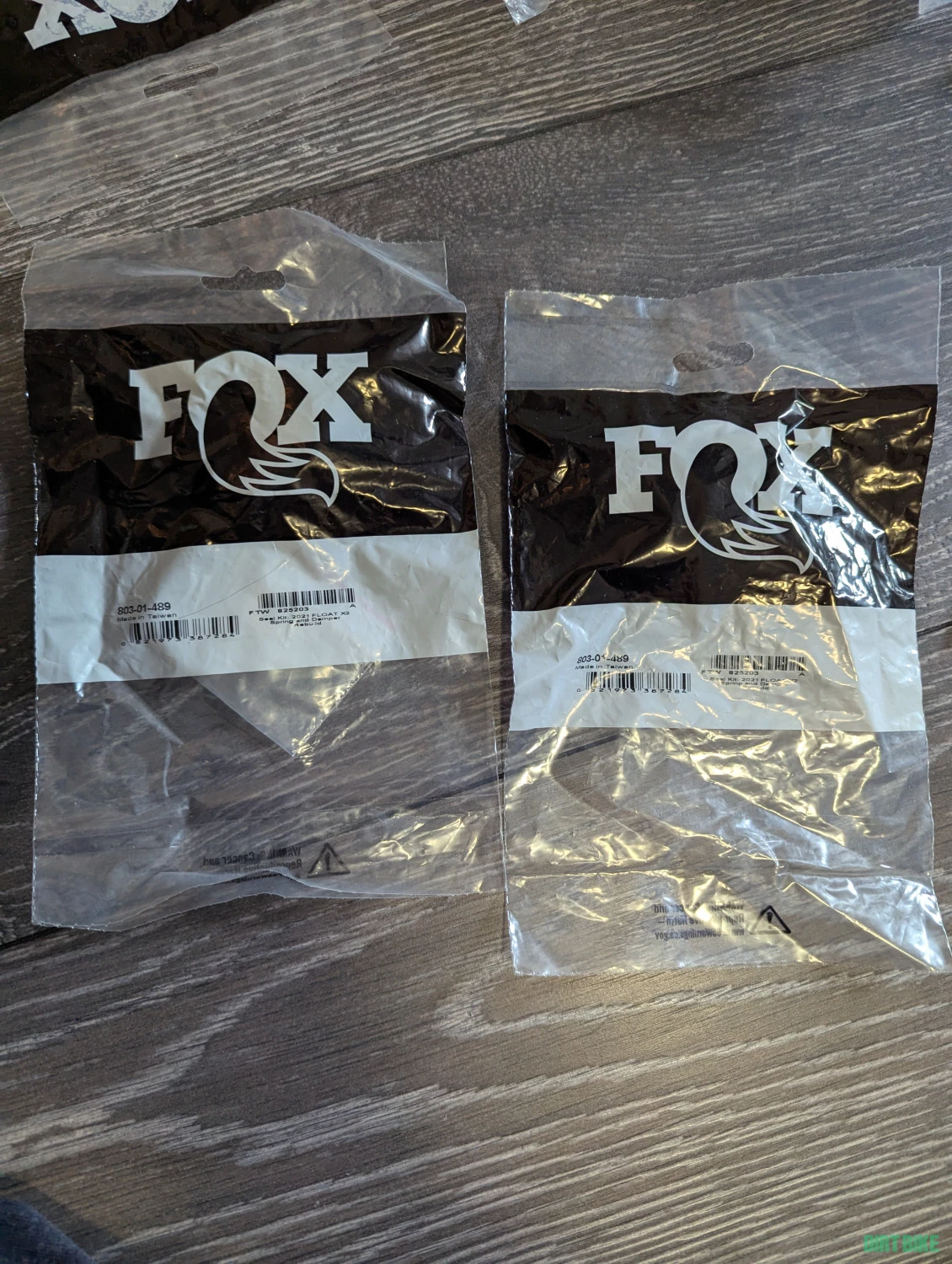 2. Scott Genius/Ransom -FOX Scott Nude TR/T Air Sleeve Rebuild Seal Kit.