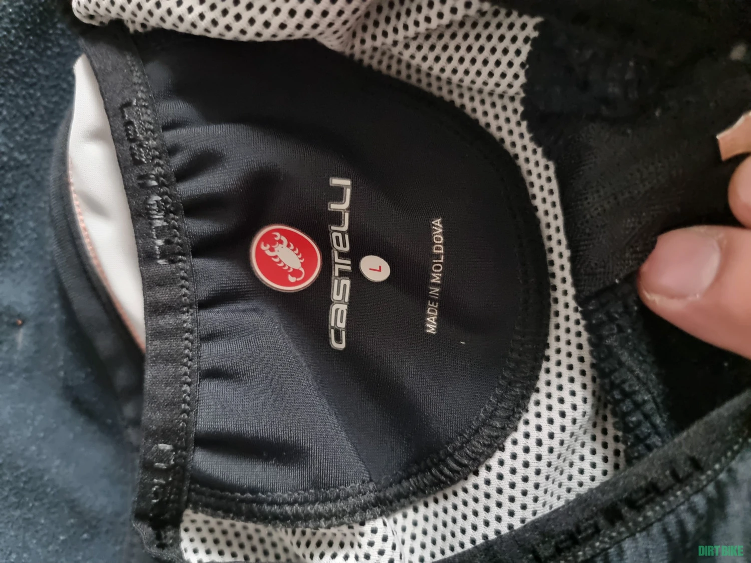 4. Castelli alpha ros goretex windstoper