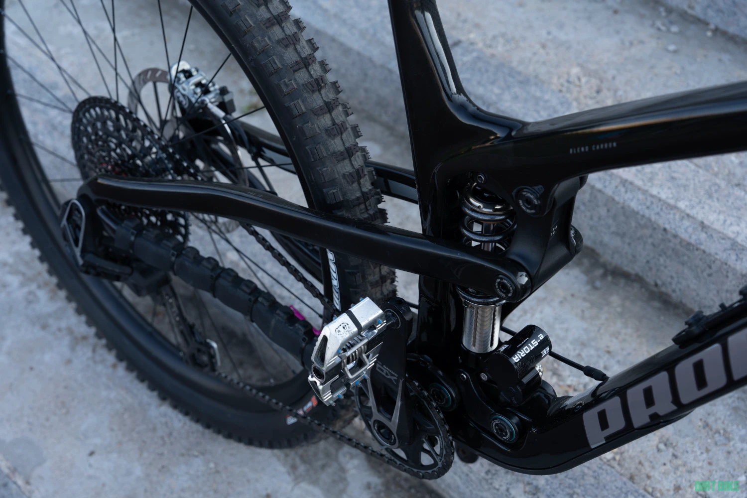 6. Propain Spindrift Custom
