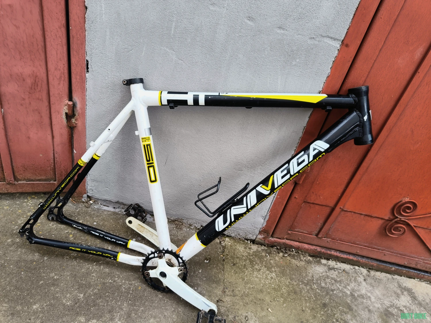 1. Cadru Univega HT 510