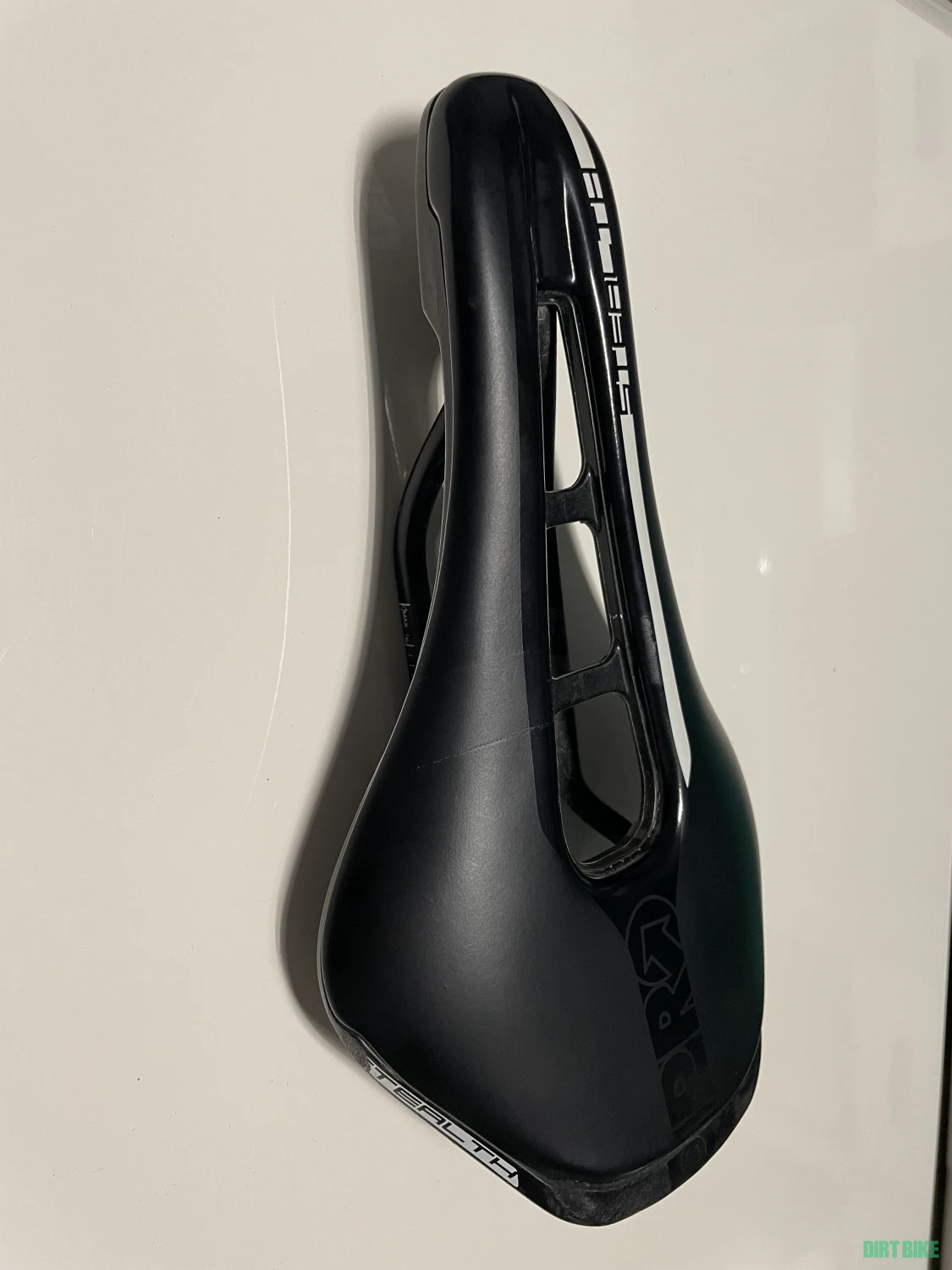 2. Sa PRO Stealth Carbon Cursiera