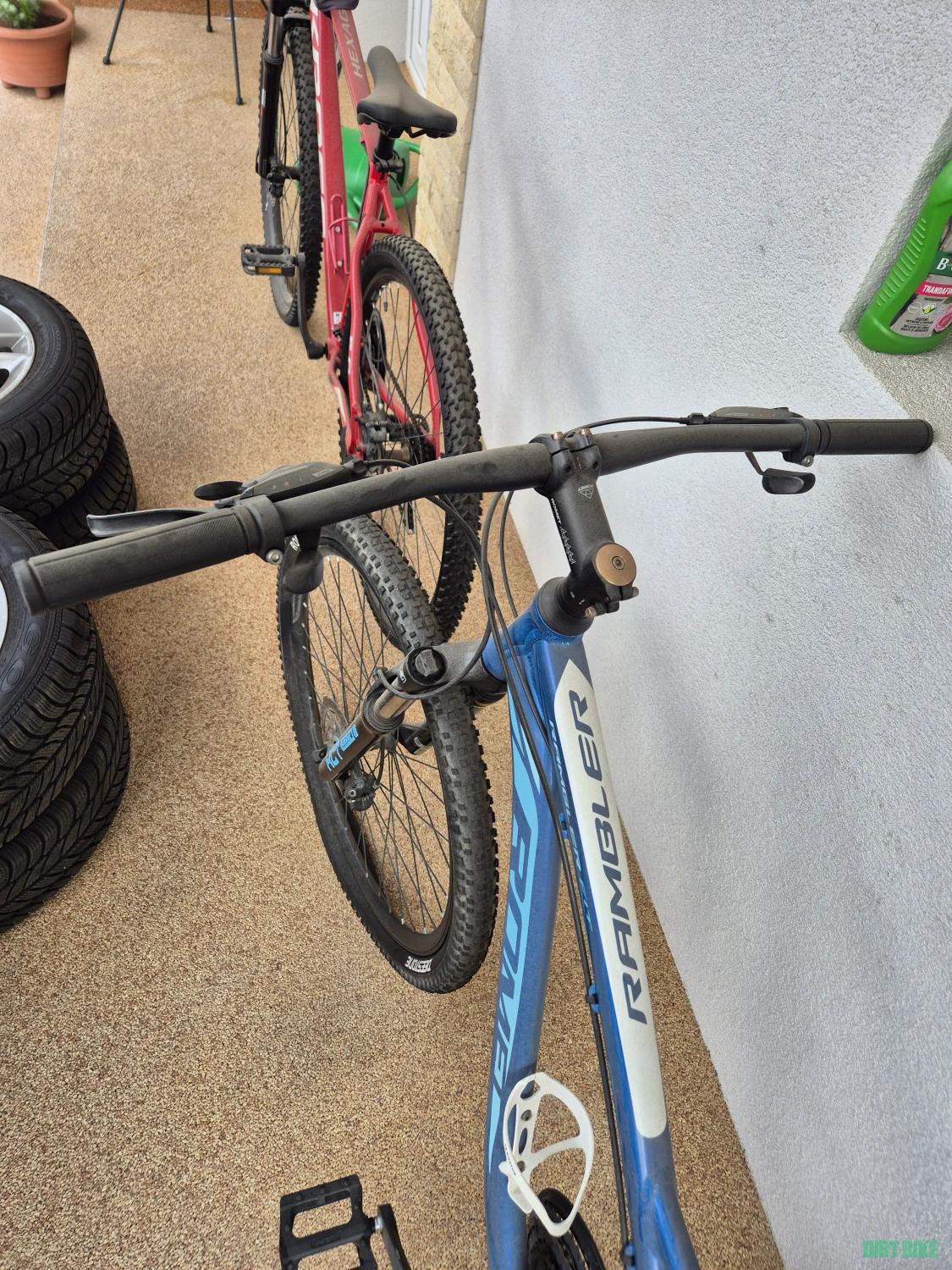 8. Vând bicicleta ROMET