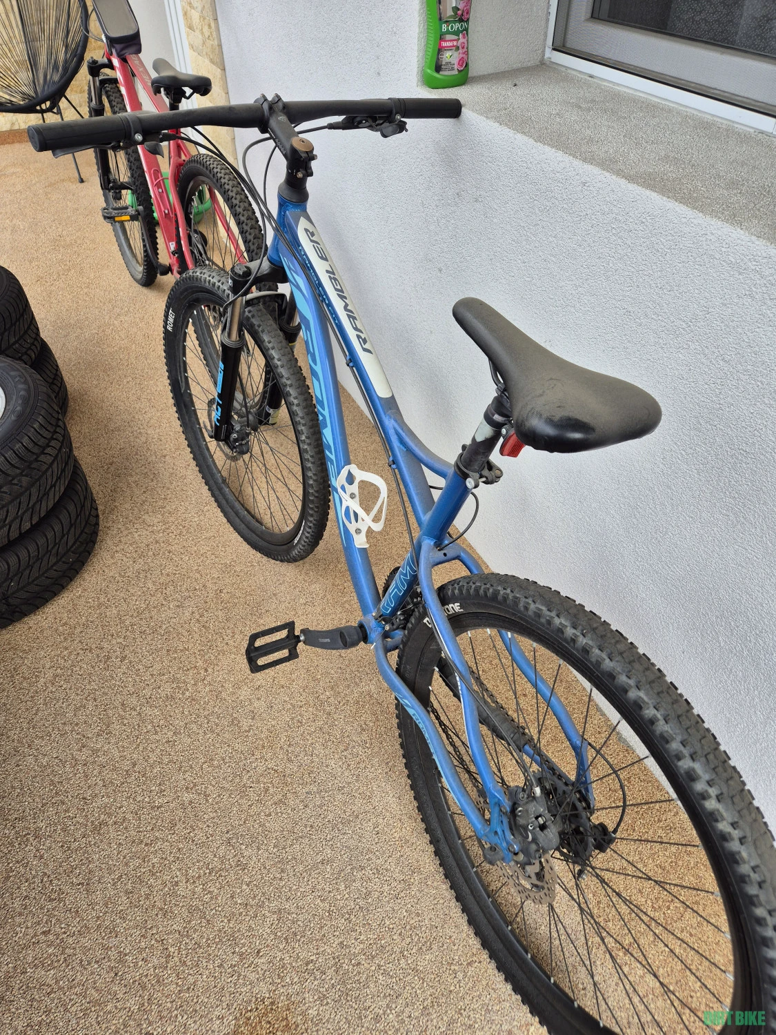 9. Vând bicicleta ROMET