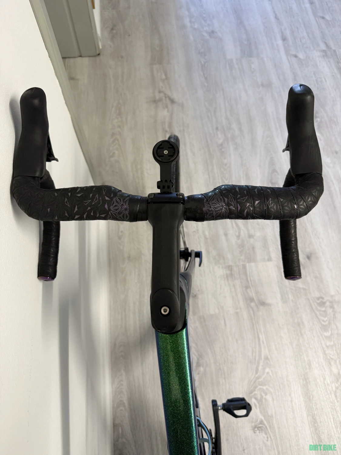 3. Vând cursiera Cervelo caledonia