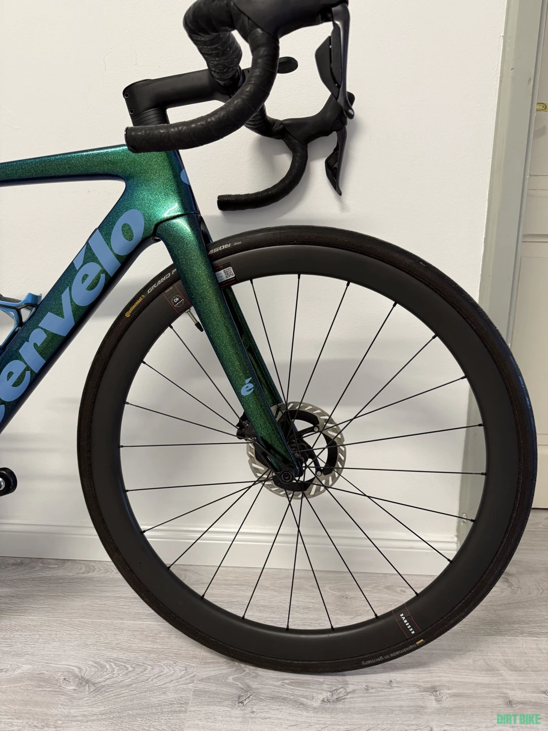 7. Vând cursiera Cervelo caledonia