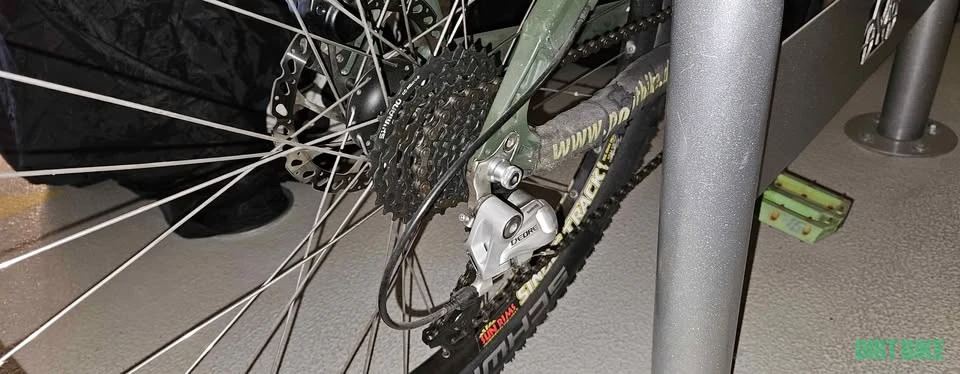 8. MTB Cube DropZone 26"