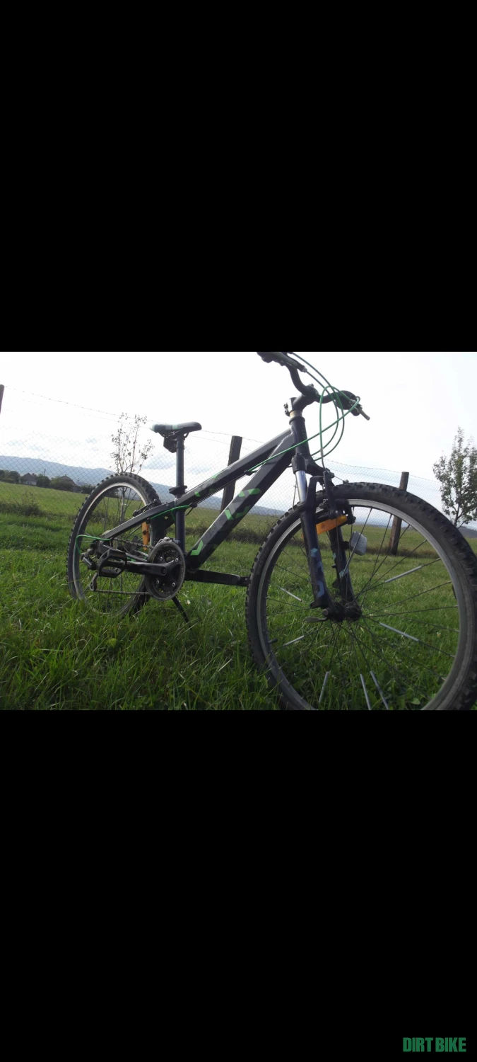 1. Bicicletă Scott