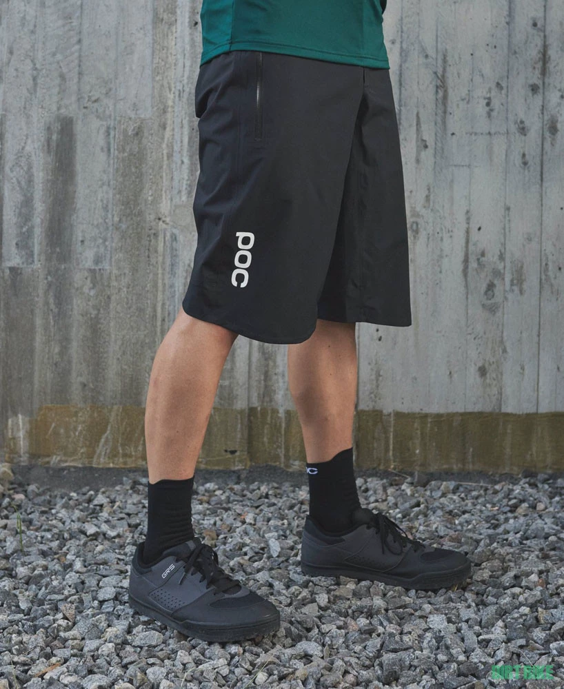 1. Pantaloni scurti POC Bastion impermeabili MTB