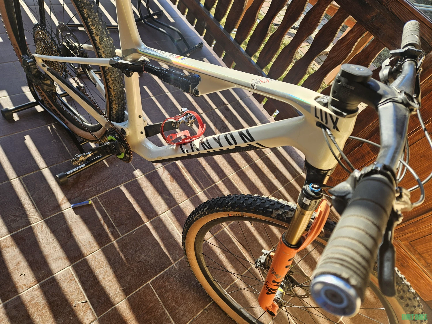 6. Canyon Lux CF SLX 9 LTD