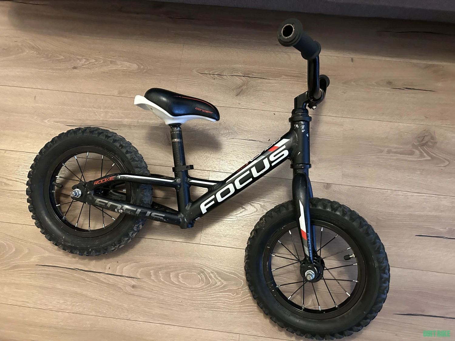 3. Vand bicicleta copii fara pedalier Focus Raven Rookie