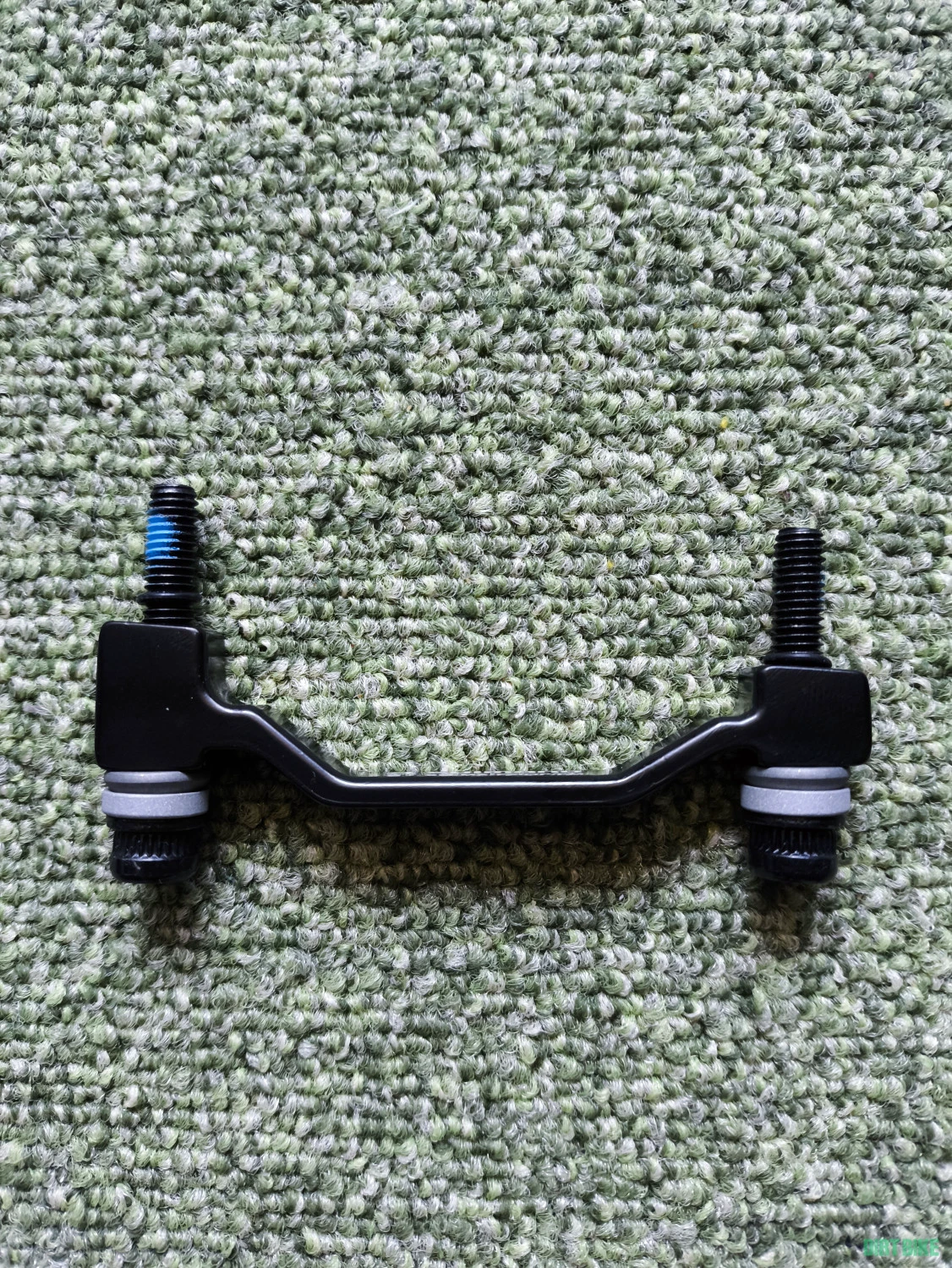 1. Adaptor disc 203mm Shimano SM-MA-F203P/PM 180->203mm