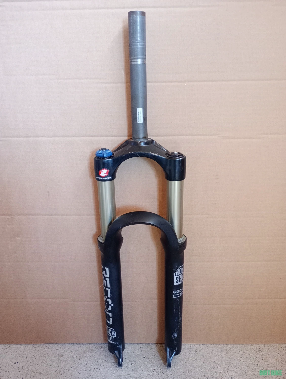 1. RockShox Recon 120 aer...... reținut