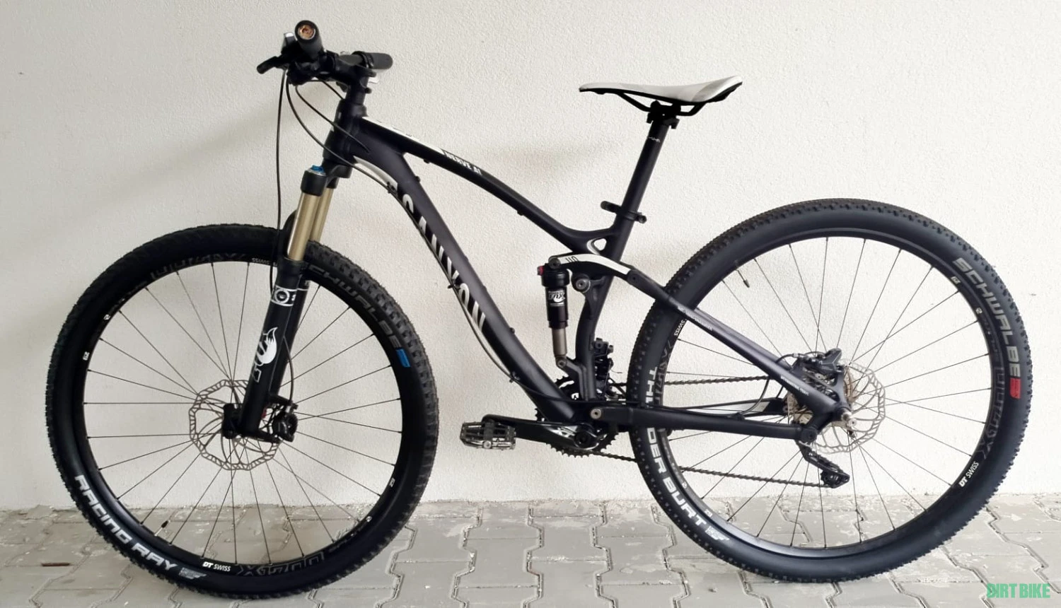 1. Canyon 29r xt fox. Cube ktm