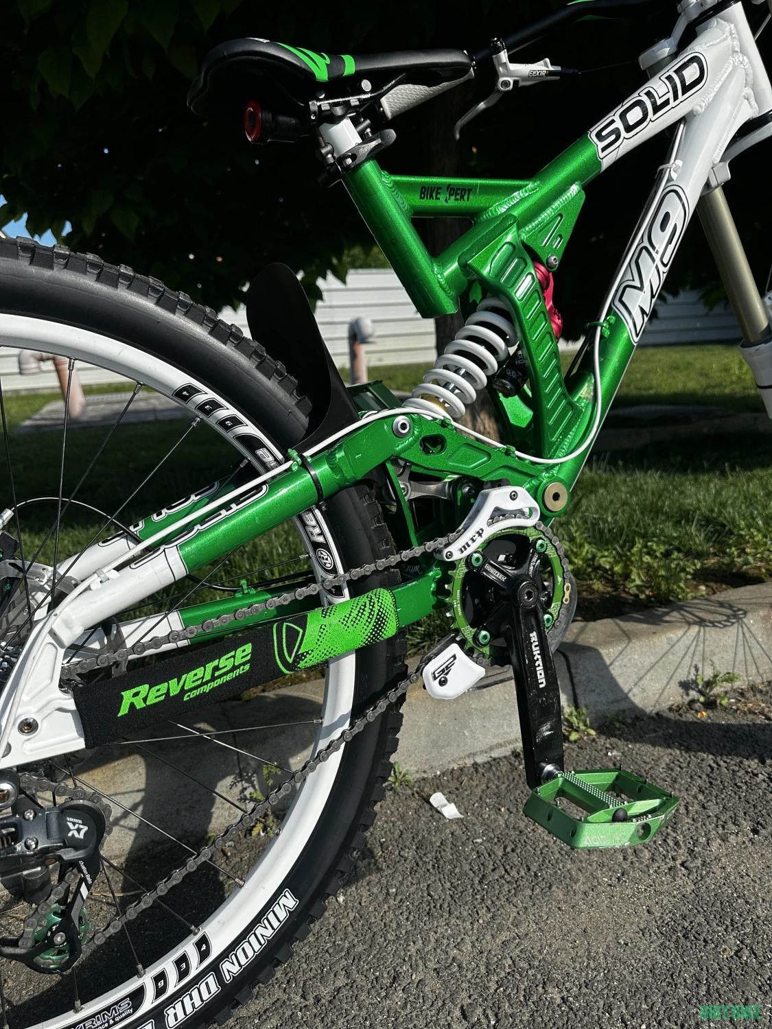 9. Vand Solid Mission 9 Downhill 26”