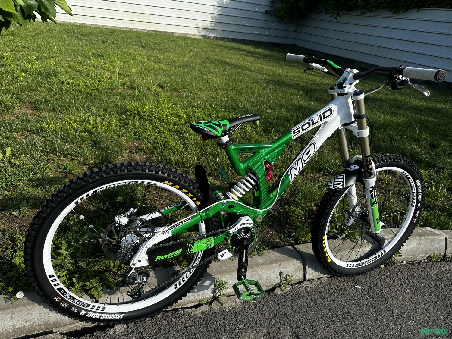 4. Vand Solid Mission 9 Downhill 26”