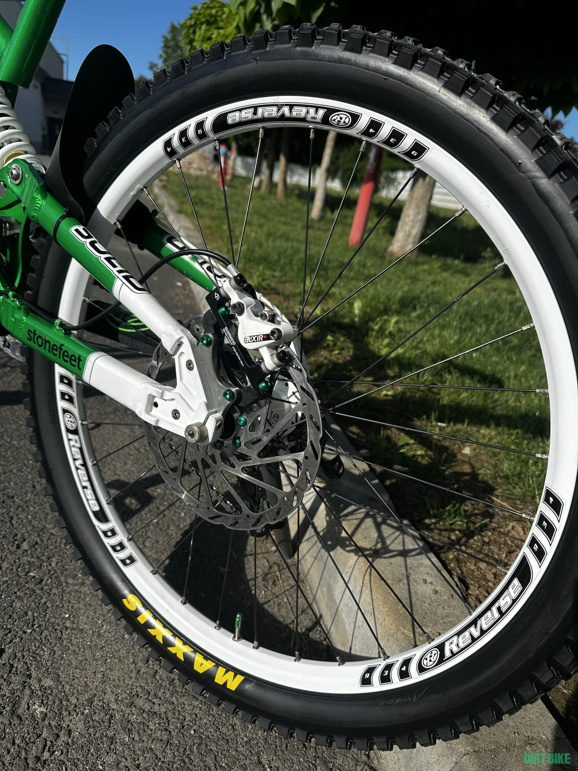 12. Vand Solid Mission 9 Downhill 26”
