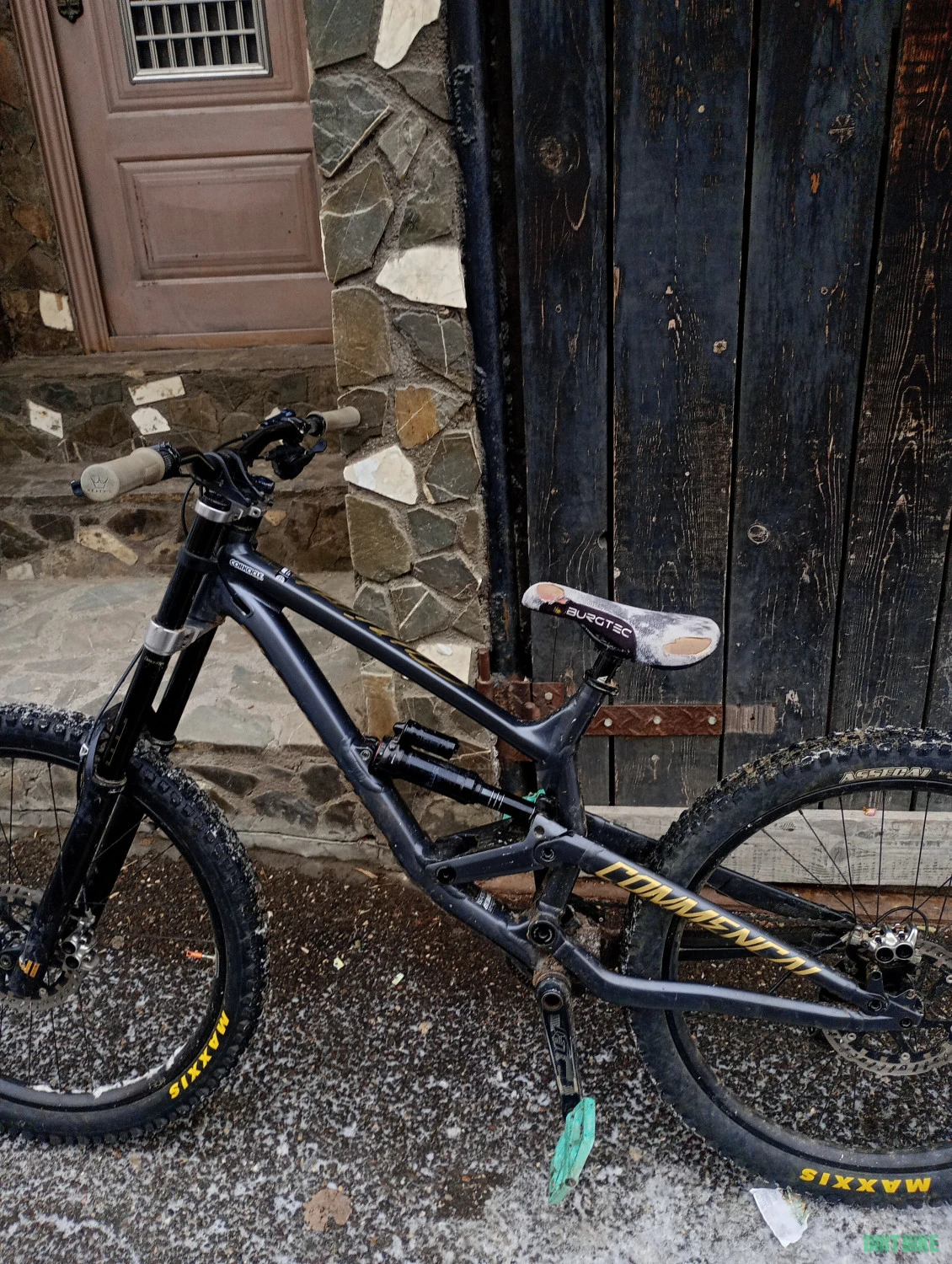5. Commencal furious