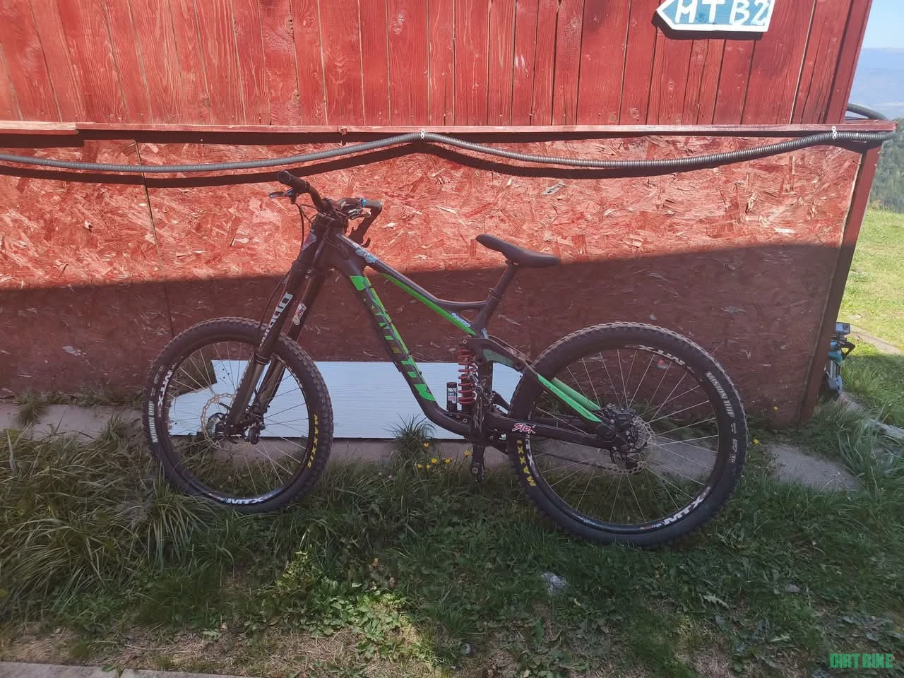 3. Bicicleta furată