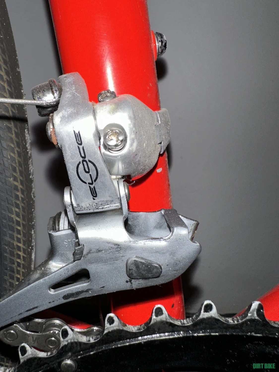3. Vând cursieră Specialized Allez 2014, aluminiu, mărime 54/L, echipare Campagnolo Veloce 10 viteze