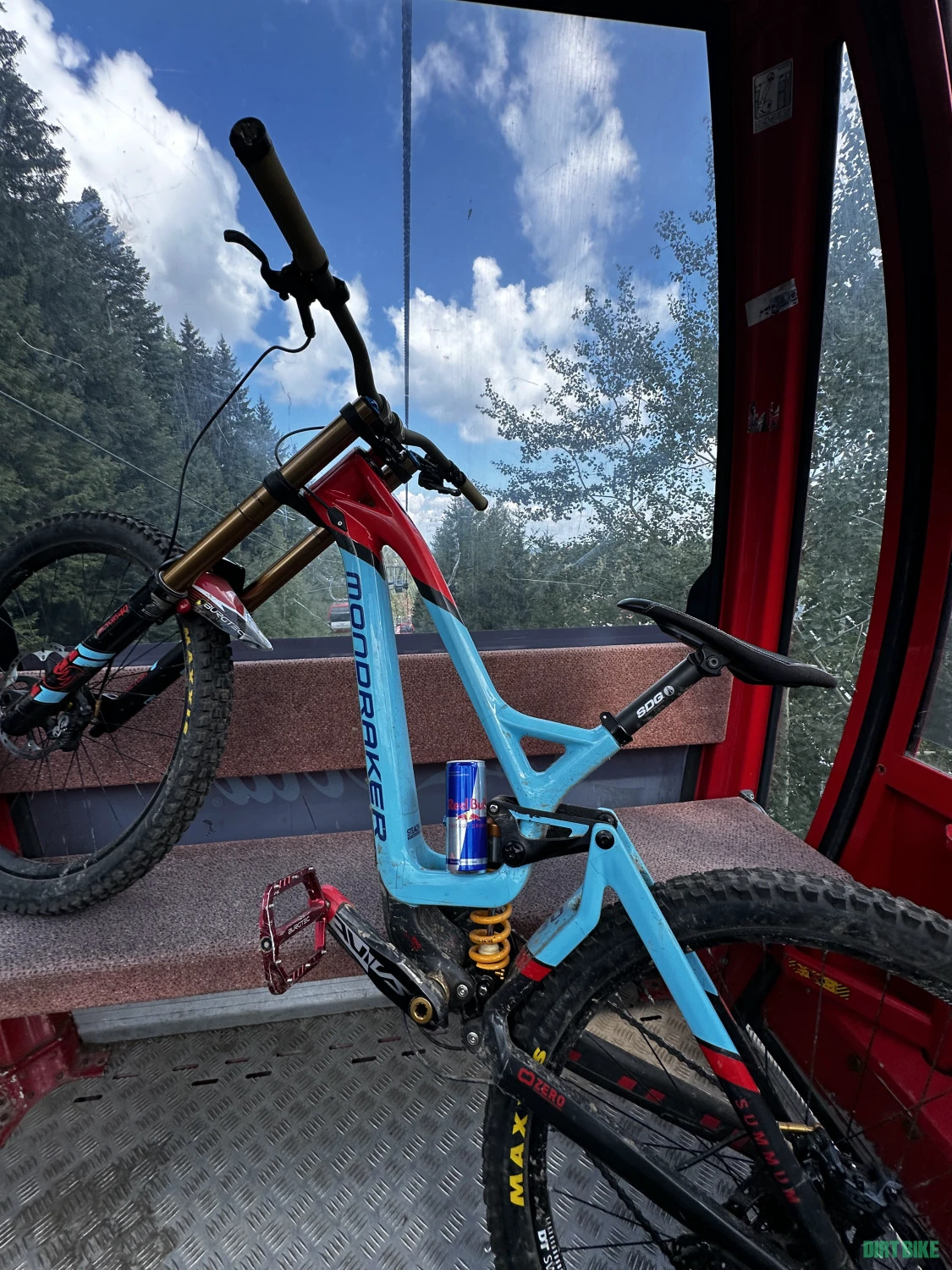 2. Mondraker Summum Carbon Pro Team L