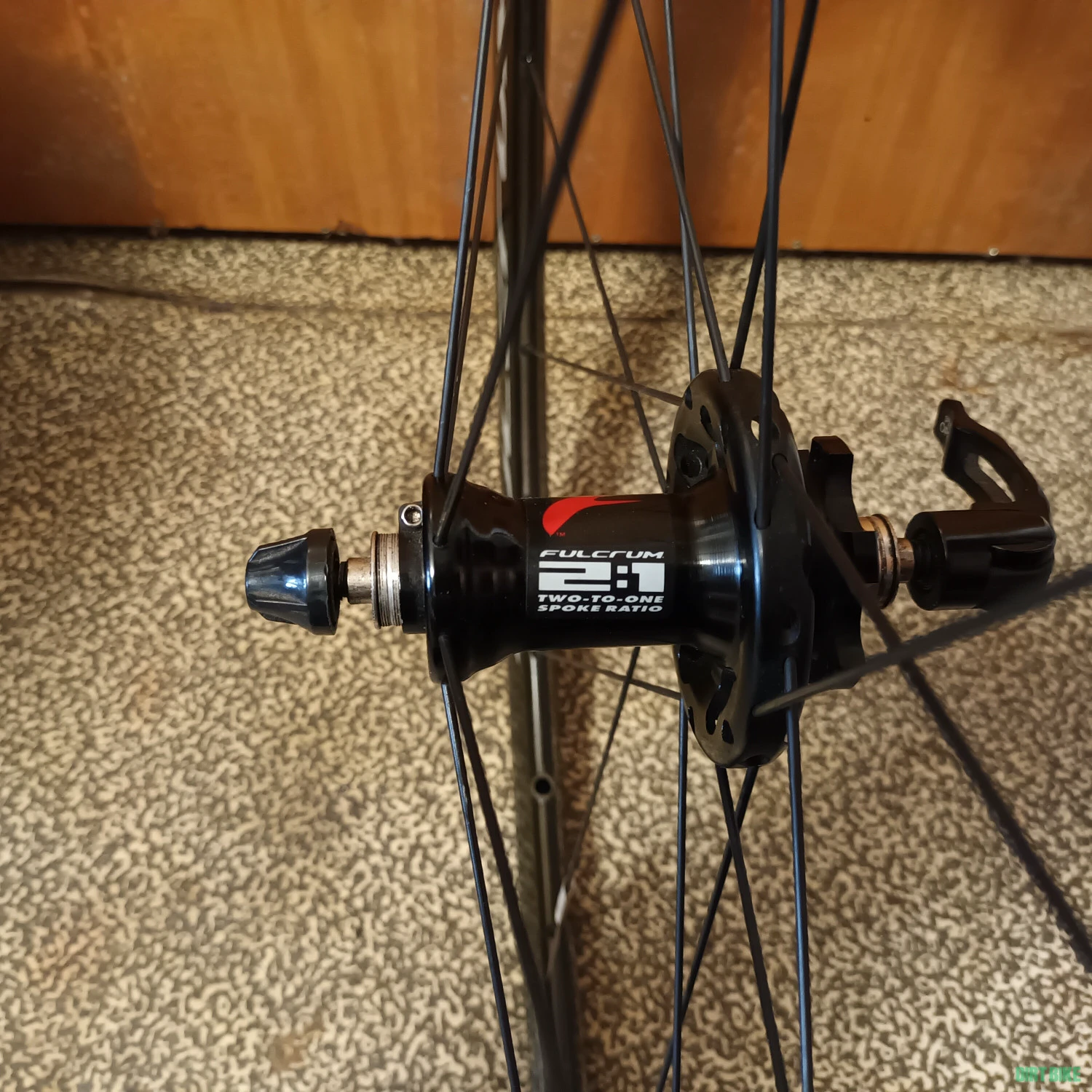 3. Roata fata Fulcrum Racing Quatro DB Carbon Disc