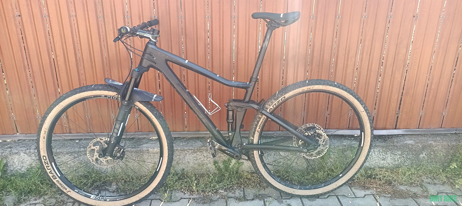 1. Cube stereo 120 HPC SL 1x11 s 29" full suspension