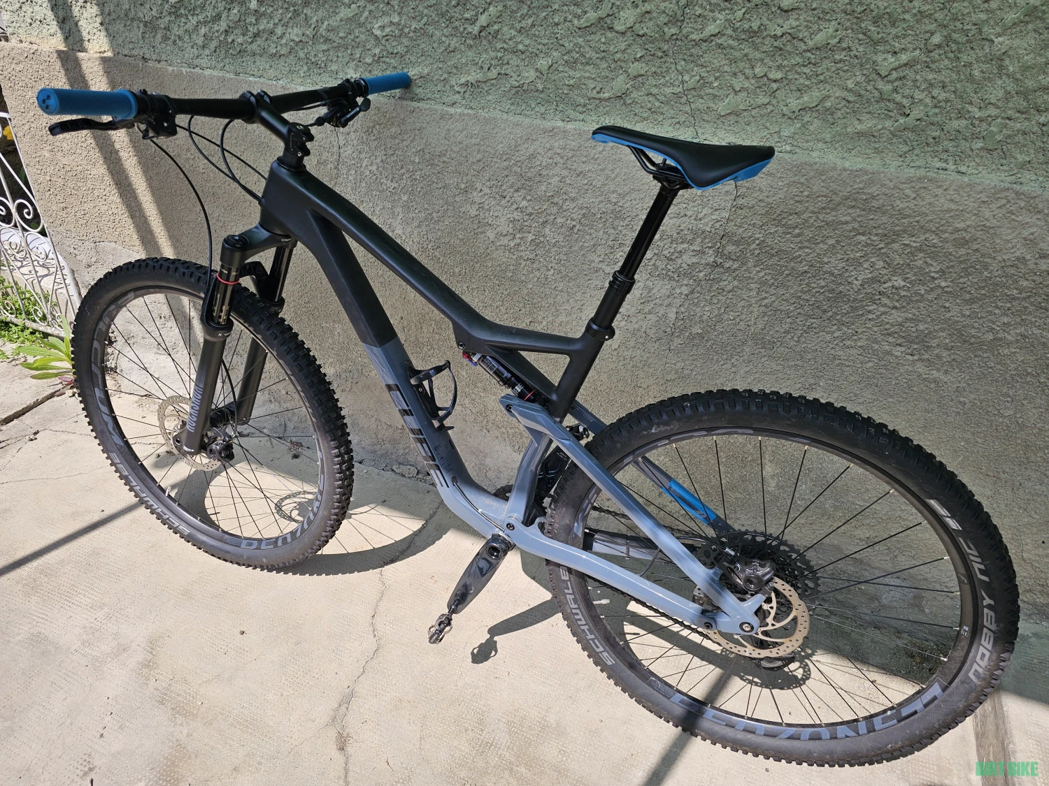 1. Vand Bicicleta Cube AMS 100 C:68 Race 29 Carbon Blue 2021 folosita aprox. 300 km!