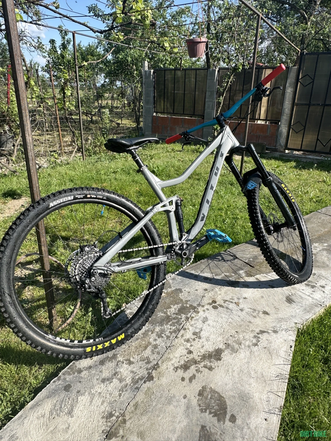 1. Vând urgent Vitus mythique 29vr