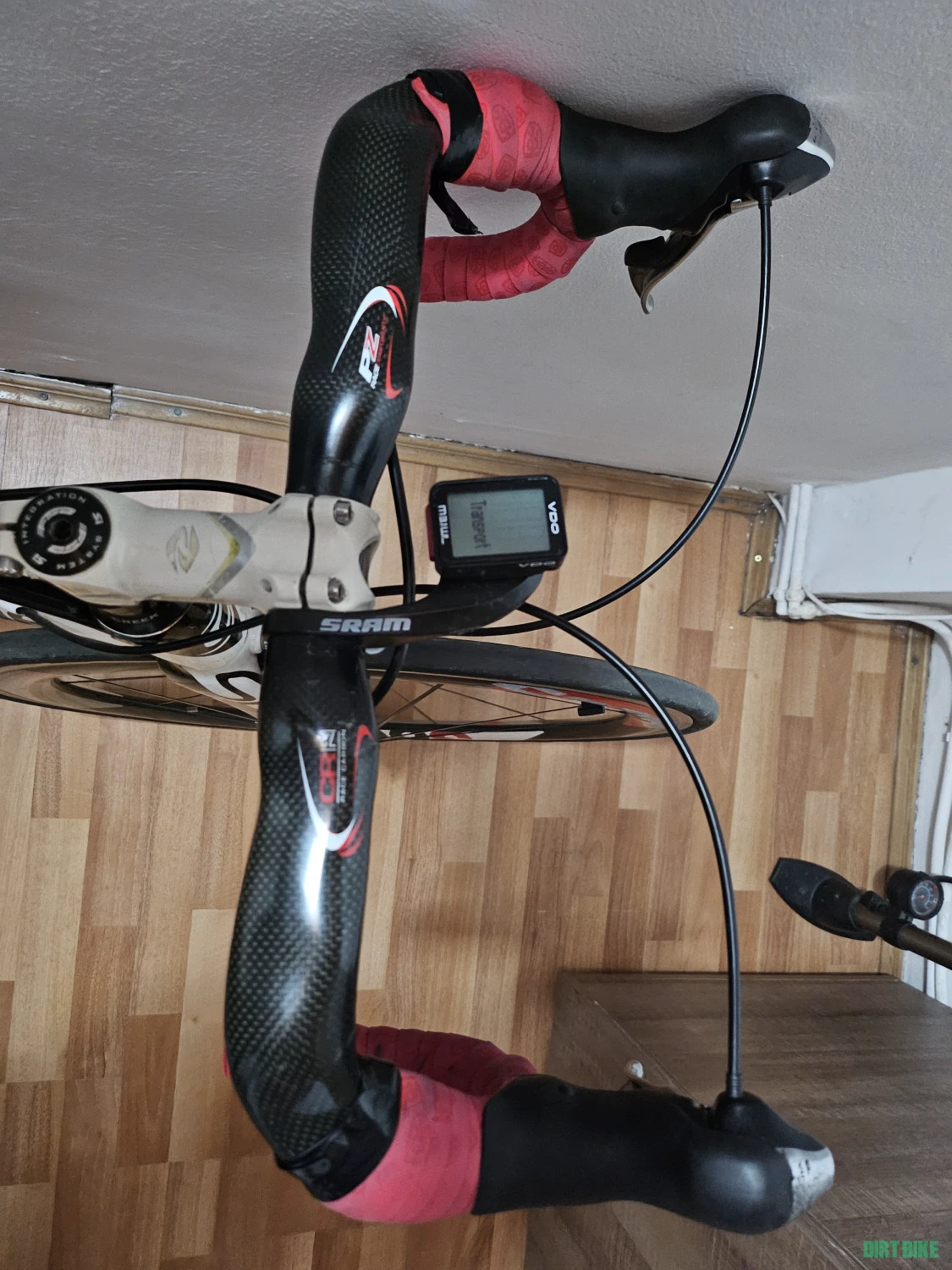 6. De vanzare cursiera Cannondale