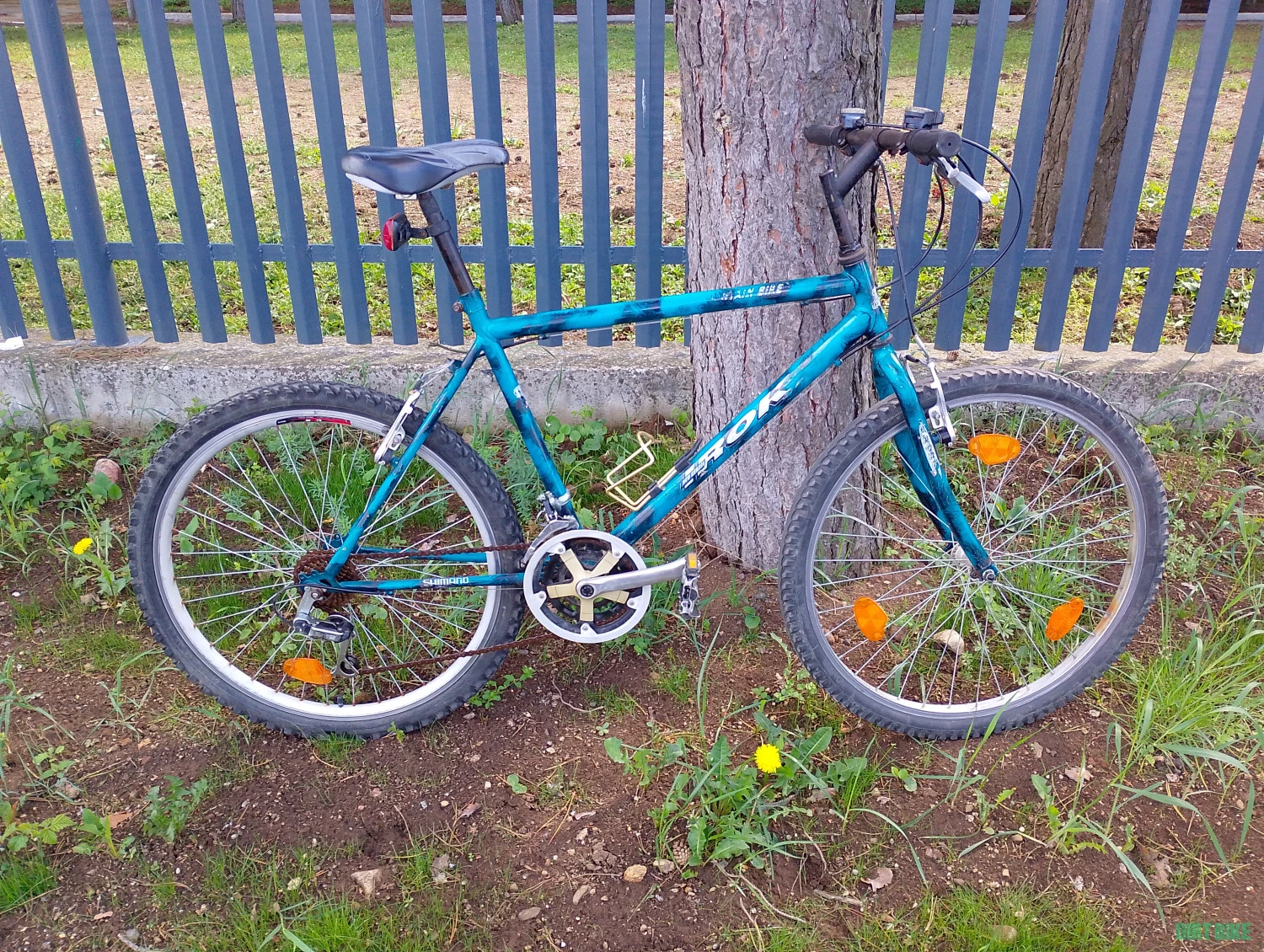 1. Bicicleta MTB marime M roti 26"