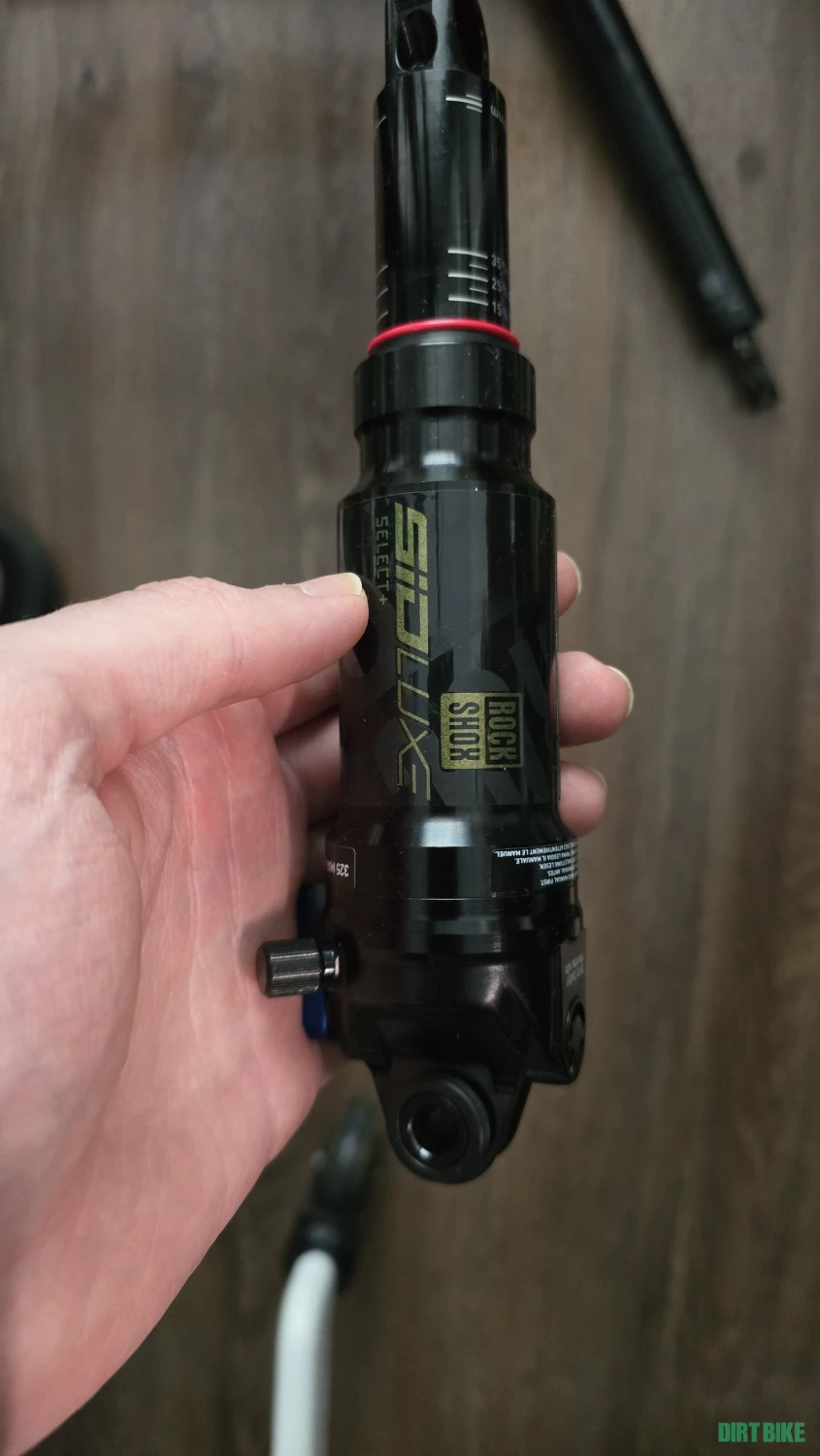 1. RockShox SID LUXE Select+, Rx XC Tune, Two Position, Rebound Adjust, 190x40mm