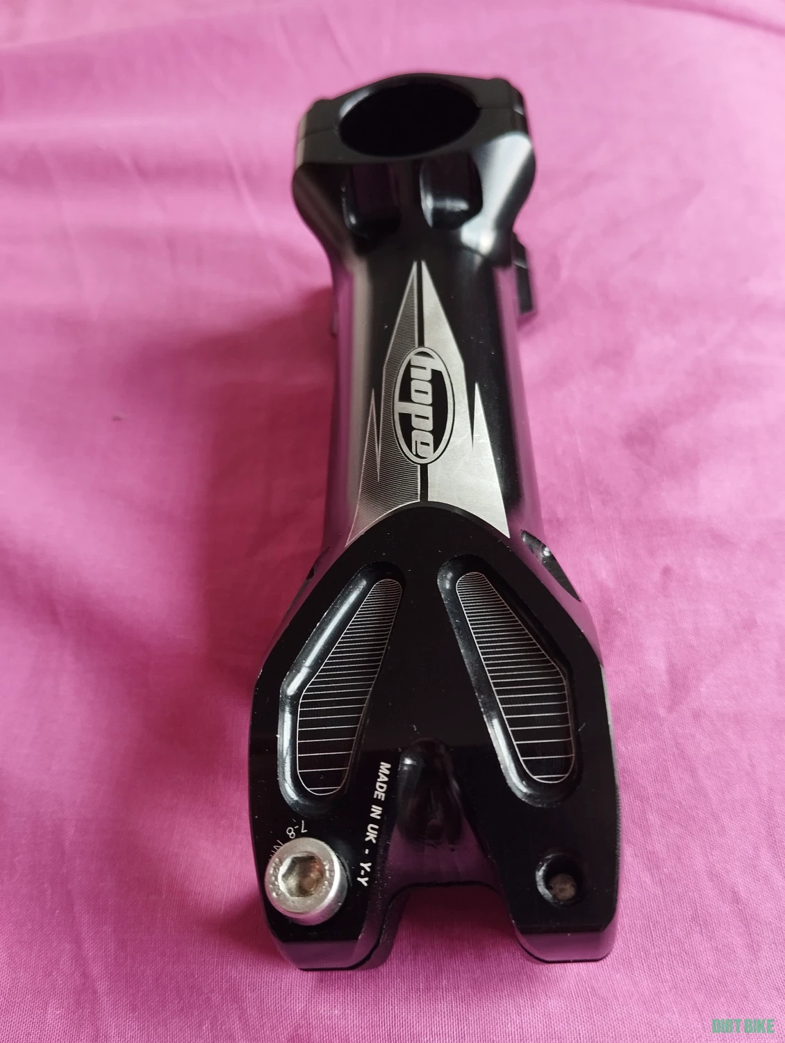1. Pipa Hope 110mm, 25,4