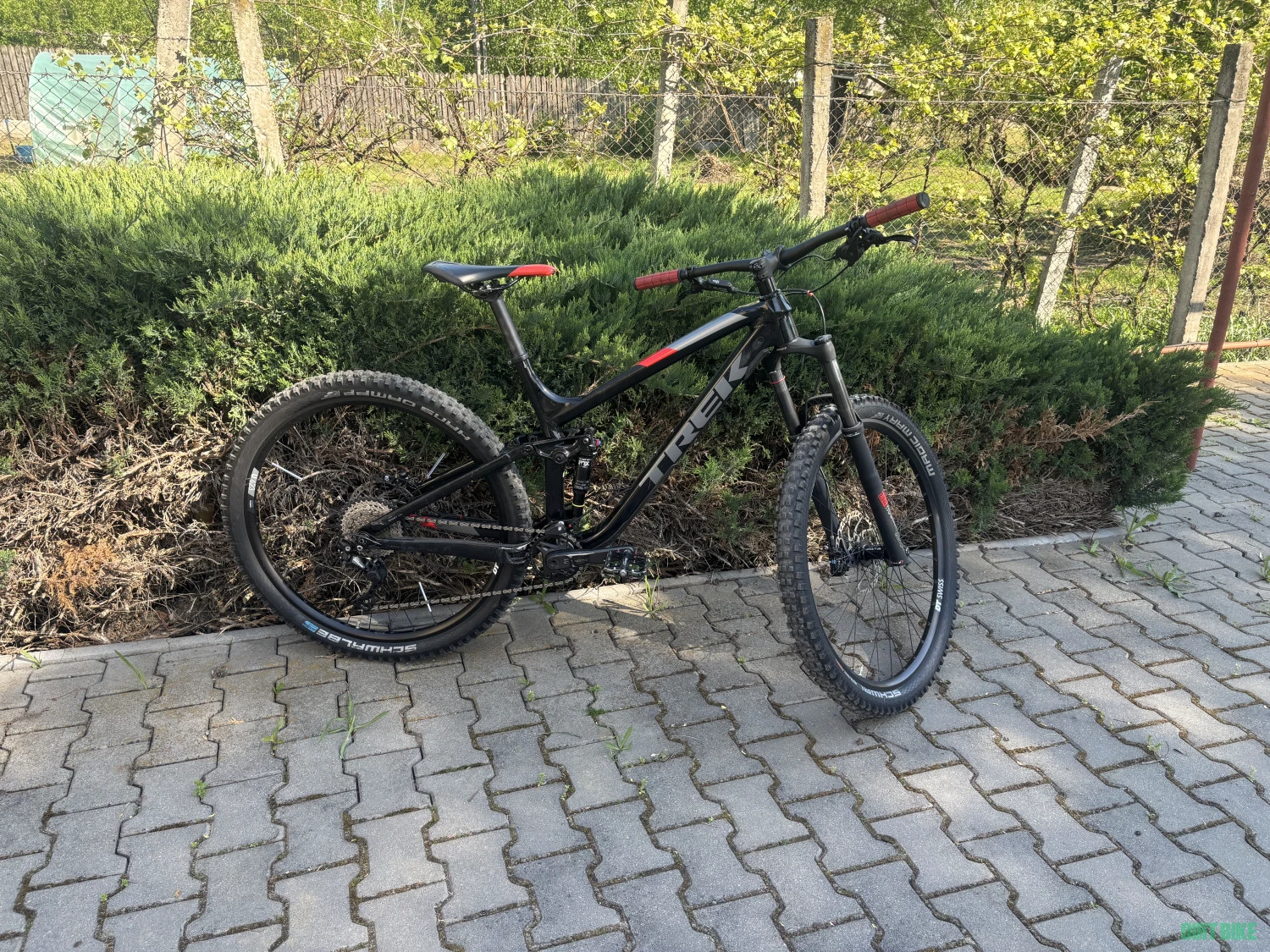 14. Vand Trek fuel ex5 19,5 29’