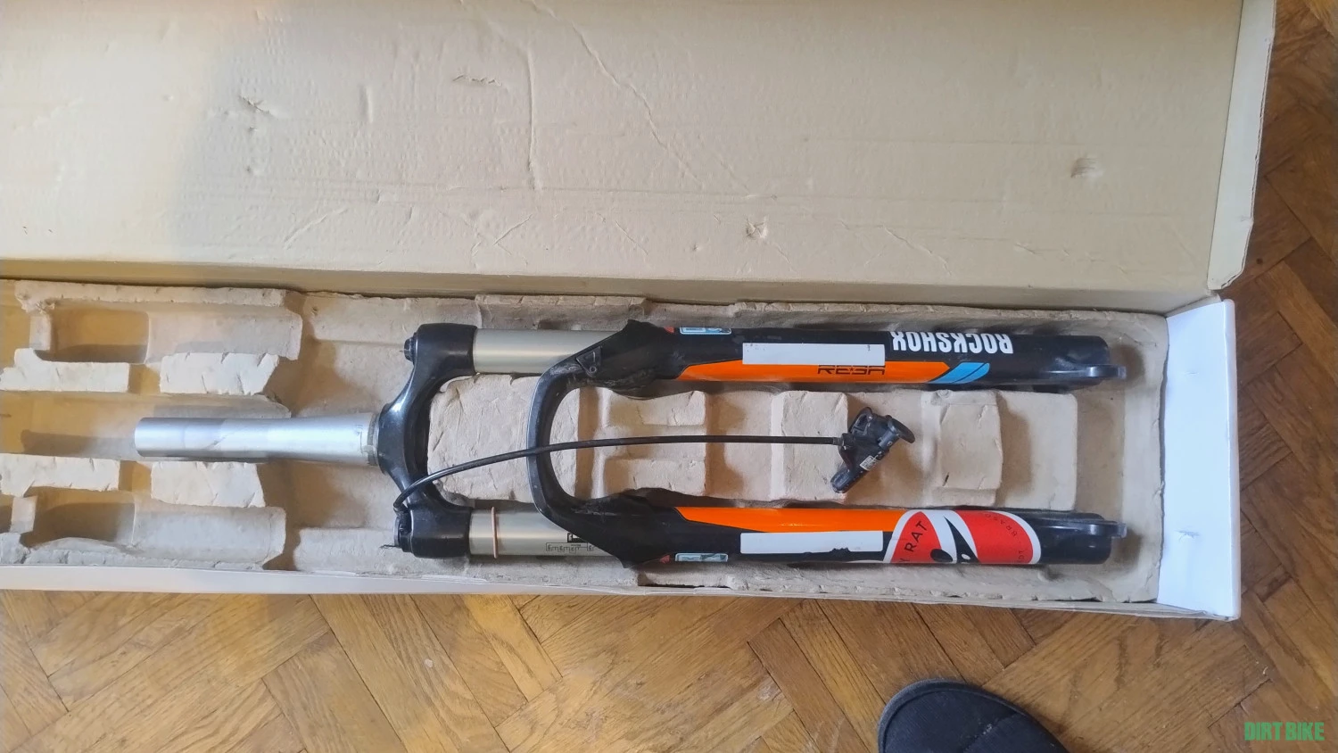 2. Furca RockShox Reba RL 29 100 mm